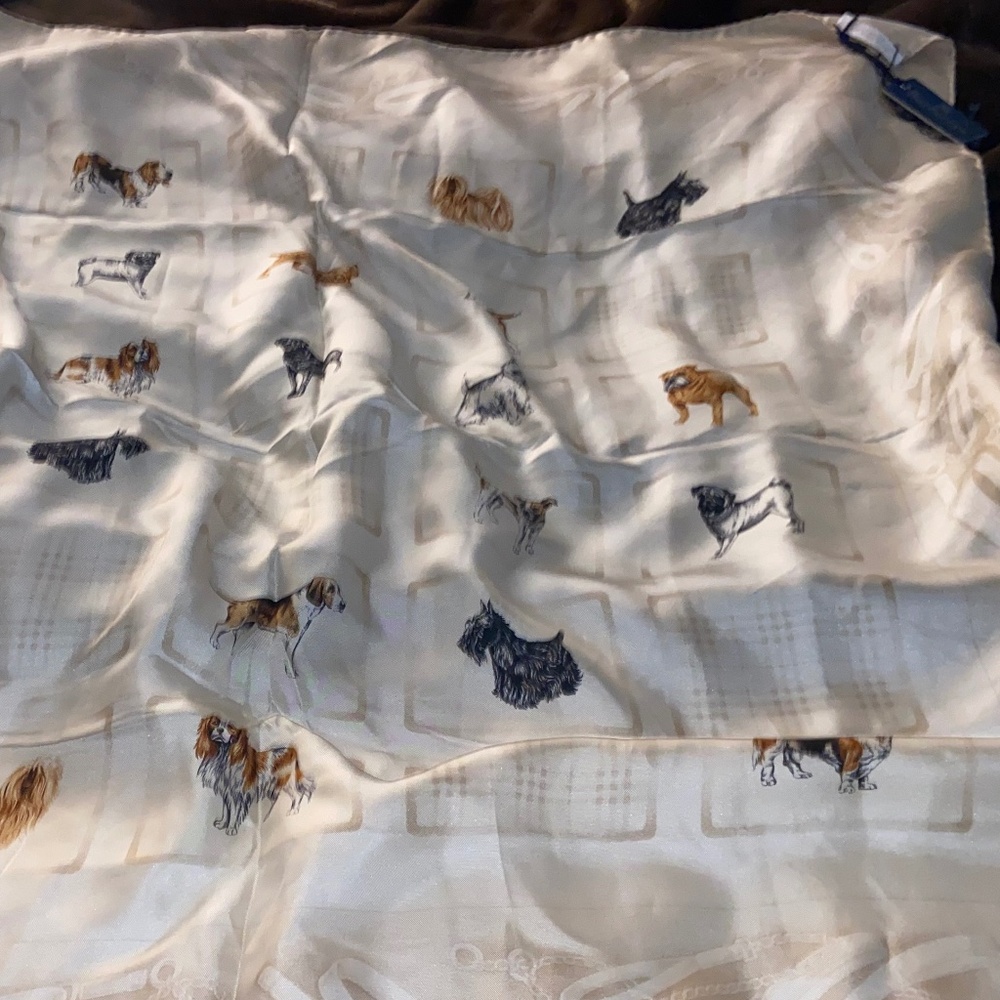 NWT Gorgeous 34 inch Silk Italy Burberry Dog Puppy Scarf